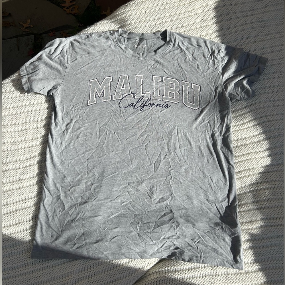 Hollister, Gray Malibu Tee, Size M